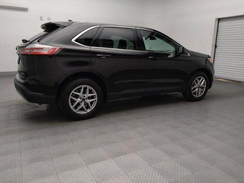 Used 2024 Ford Edge SEL image 10