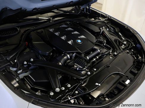 Certified 2024 BMW 760i xDrive w/ Premium Package 2 image 39