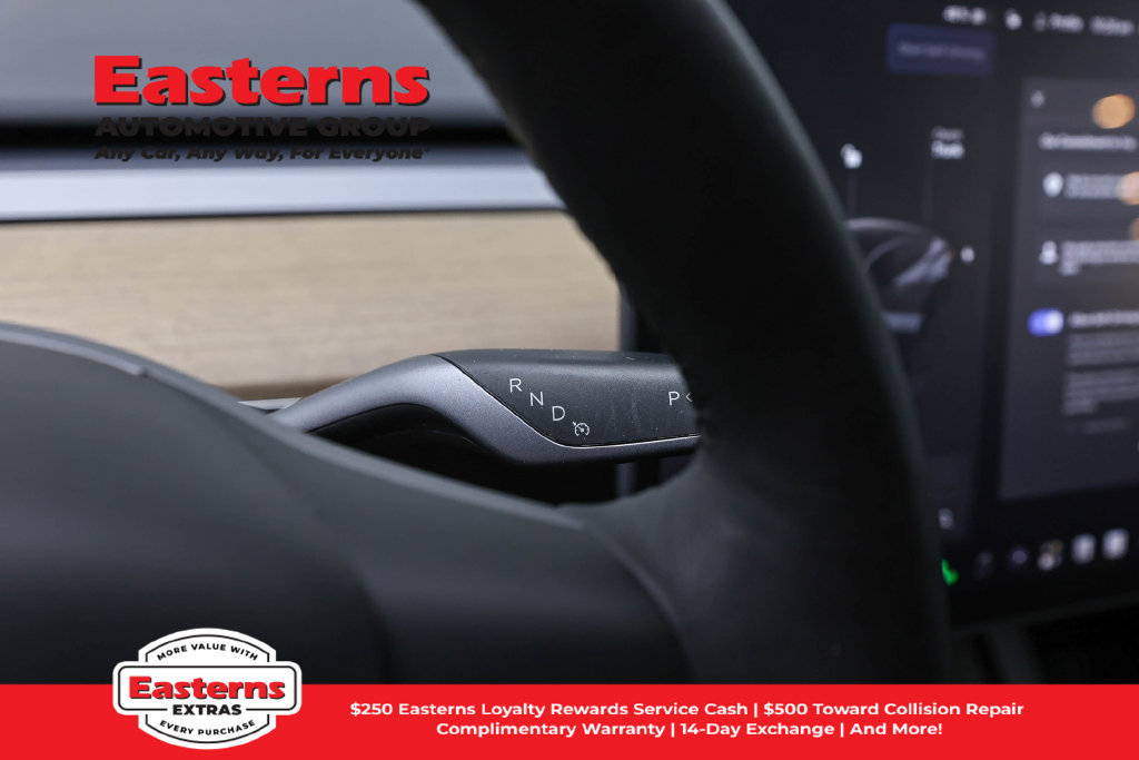 Used 2022 Tesla Model Y Long Range AWD/4WD image 14