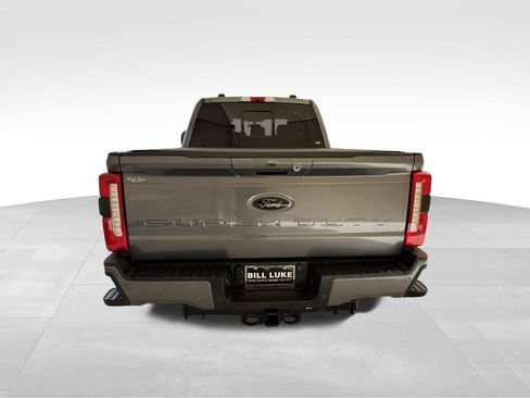 Used 2025 Ford F350 Lariat w/ Black Appearance Package AWD/4WD image 8
