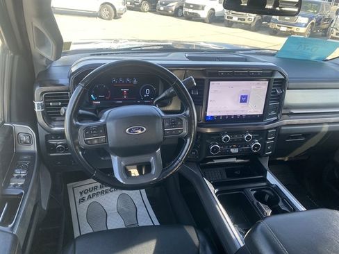 Used 2023 Ford F350 Lariat image 23