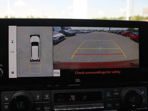 Used 2026 Toyota Grand Highlander AWD Hybrid image 4