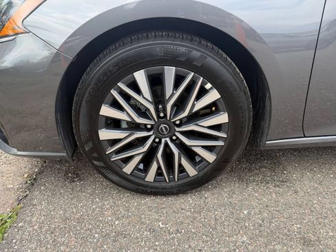 Used 2026 Nissan Altima 2.5 SV FWD image 30