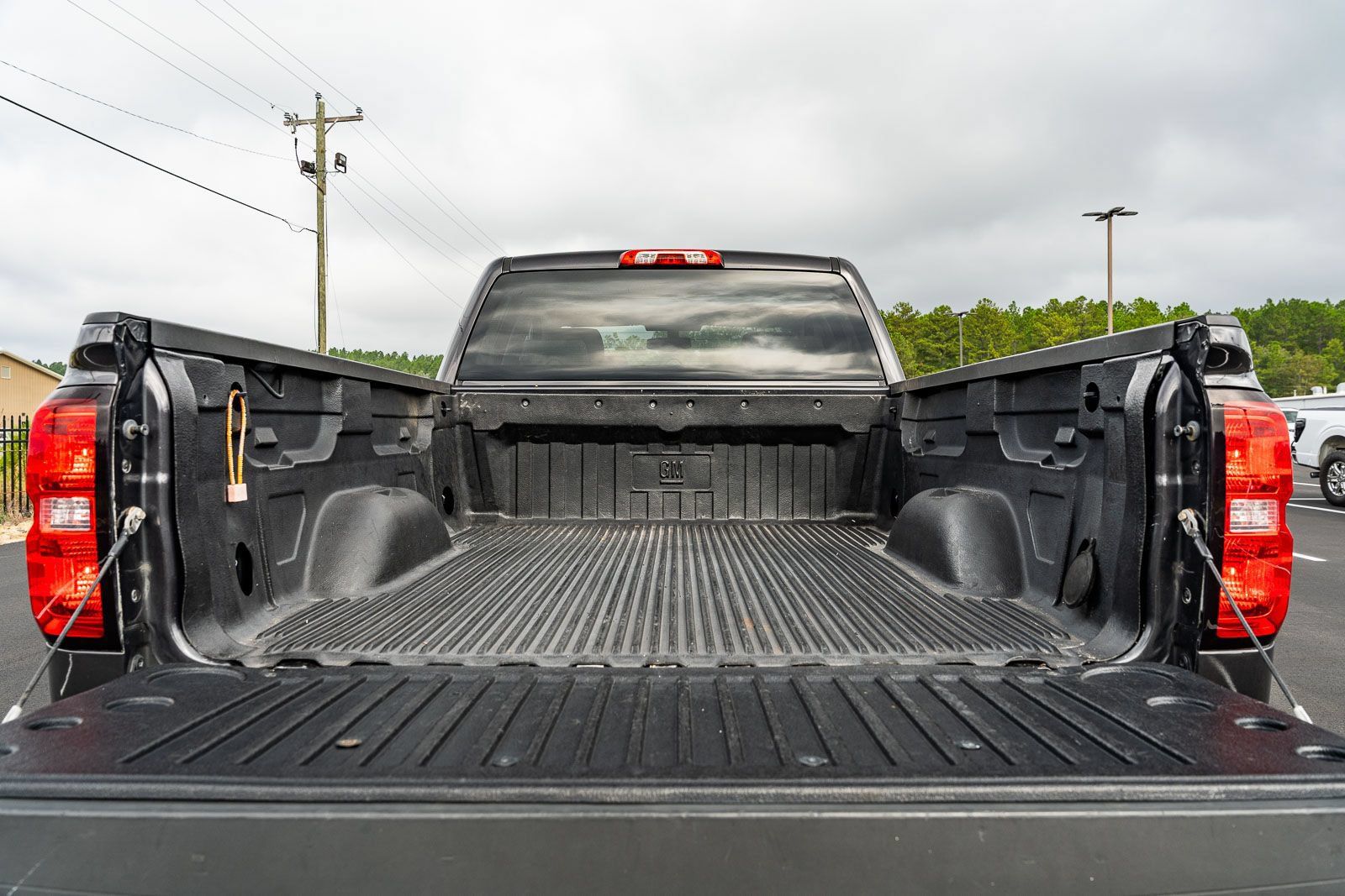 Used 2015 Chevrolet Silverado 1500 LT w/ LT Convenience Package AWD/4WD image 15