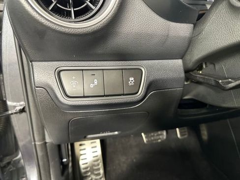 Used 2023 Kia Forte GT-Line image 19