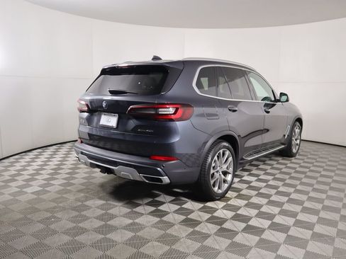 Used 2022 BMW X5 xDrive40i w/ Executive Package image 5