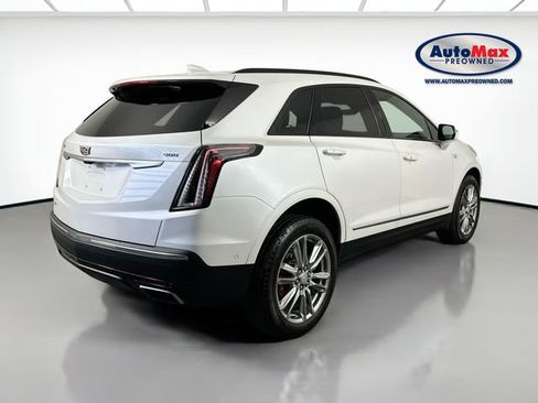 Used 2024 Cadillac XT5 Sportv w/ Technology Package AWD/4WD image 2