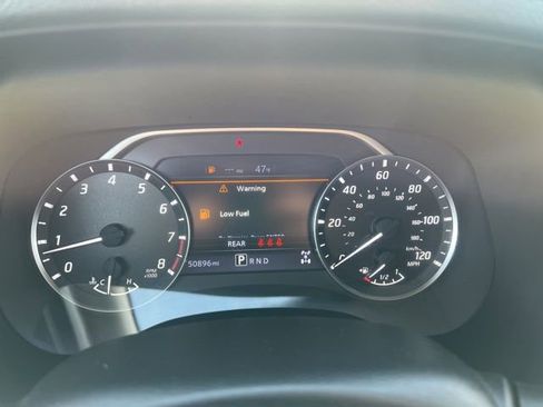 Used 2023 Nissan Frontier SV image 10