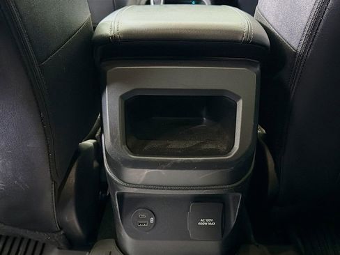 Used 2025 Ford Ranger Lariat w/ FX4 Off-Road Package image 26