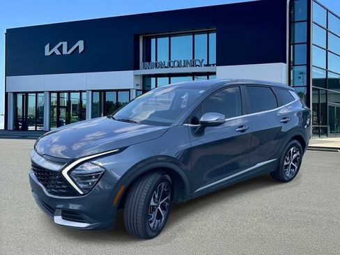 Certified 2025 Kia Sportage EX FWD image 3