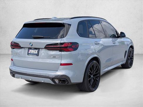 Used 2026 BMW X5 sDrive40i w/ M Sport Package RWD image 5