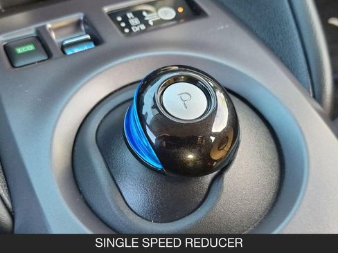 Certified 2025 Nissan Leaf S FWD image 20