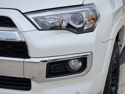 Used 2016 Toyota 4Runner Limited RWD image 10