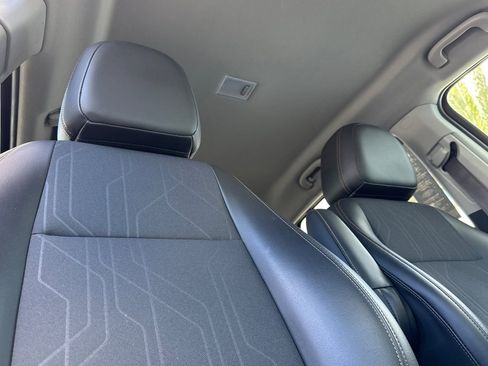 Certified 2022 Chevrolet Trax LT w/ LT Convenience Package image 17