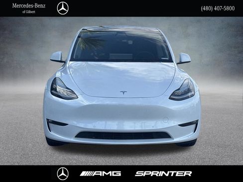 Used 2022 Tesla Model Y Long Range AWD/4WD image 2