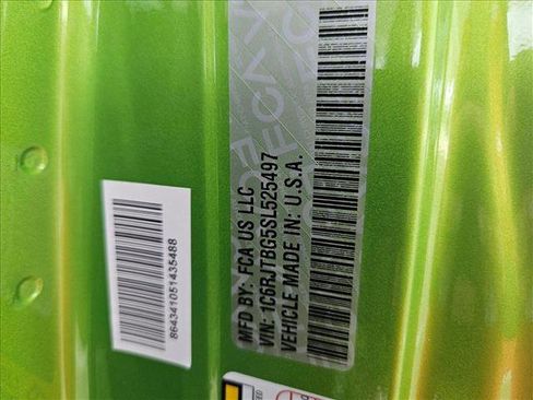 New 2025 Jeep Gladiator Rubicon w/ Convenience Group image 16