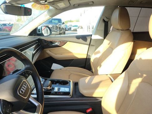 Used 2019 Audi Q8 Prestige image 18