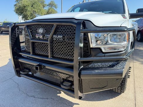 Used 2022 RAM 3500 Tradesman AWD/4WD image 9