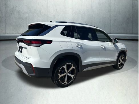 New 2025 Volkswagen Tiguan SE image 5