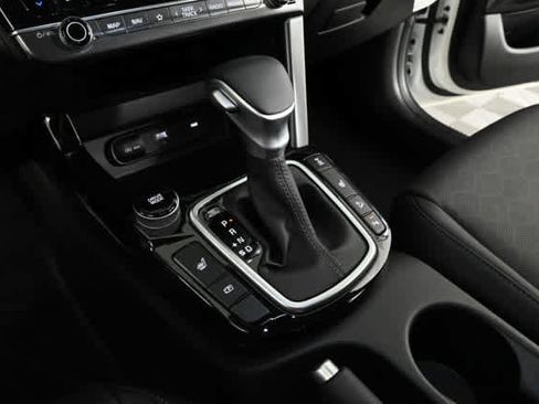 Used 2025 Kia Seltos EX image 28