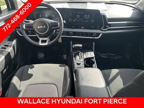 Used 2024 Kia Sportage LX FWD image 17