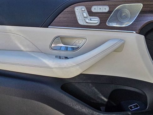 New 2026 Mercedes-Benz GLE 63 AMG S image 11