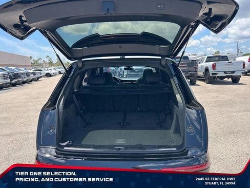 Used 2023 Audi SQ7 Premium Plus w/ Executive Package AWD/4WD image 10