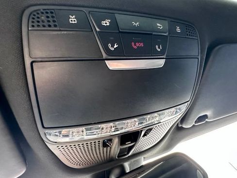 Certified 2019 Mercedes-Benz GLC 300 image 34