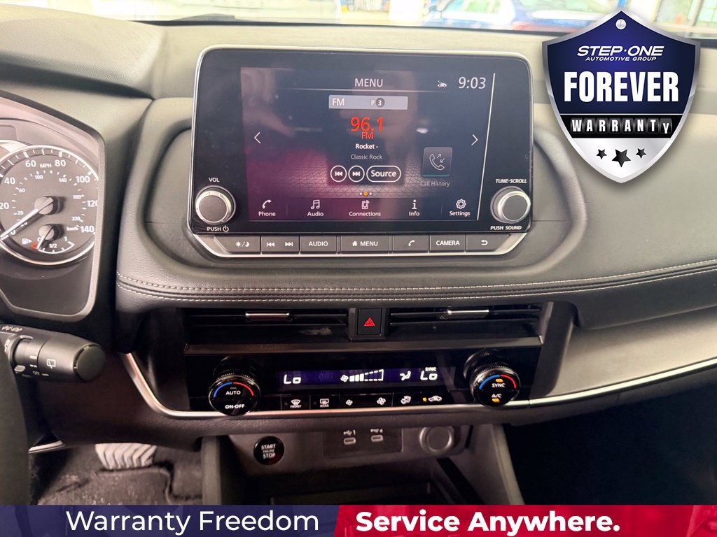 Used 2024 Nissan Rogue SV FWD image 23