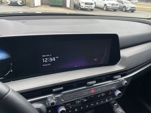 Used 2025 Kia Telluride SX X-Line image 16