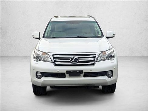 Used 2013 Lexus GX 460 Premium image 2