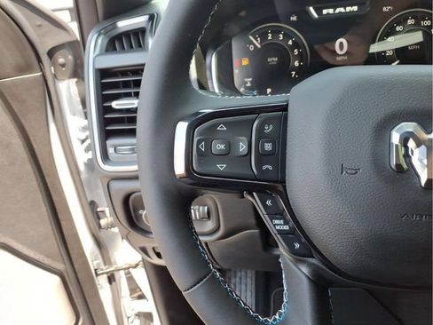 New 2026 RAM 1500 Laramie AWD/4WD image 20