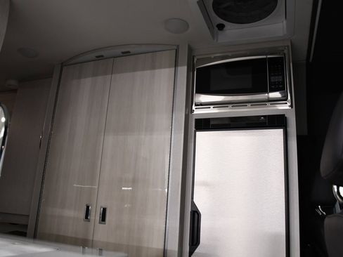 Used 2022 Mercedes-Benz Sprinter 144 Cargo image 25