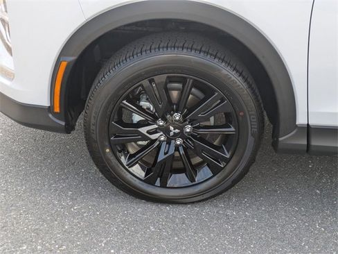 New 2025 Mitsubishi Eclipse Cross LE image 10