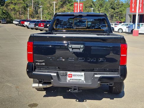 Certified 2025 Toyota Tacoma SR5 image 4