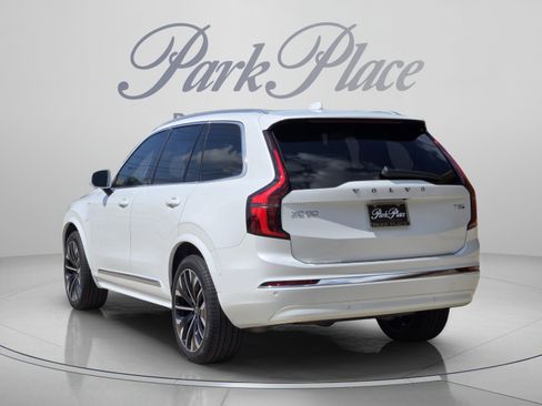 New 2026 Volvo XC90 T8 Plus w/ Protection Package Premier AWD/4WD image 3