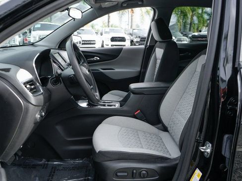 Used 2024 Chevrolet Equinox LS w/ LS Convenience Package image 16