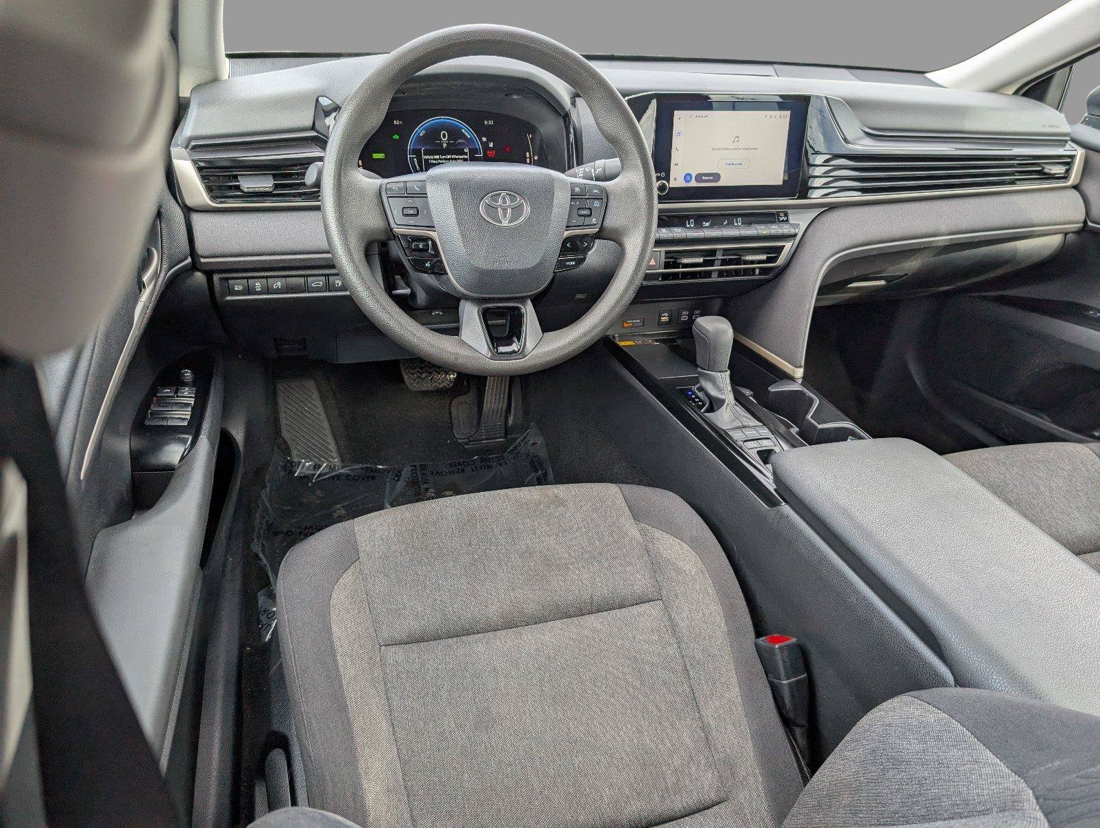 Used 2025 Toyota Camry LE FWD image 30