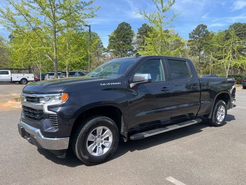 Used 2023 Chevrolet Silverado 1500 LT w/ Protection Package image 2
