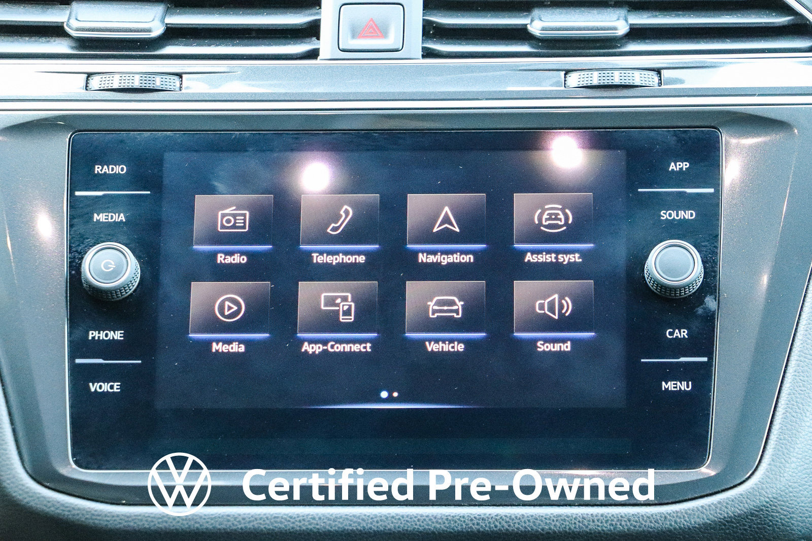 Used 2023 Volkswagen Tiguan SE R-Line FWD image 14