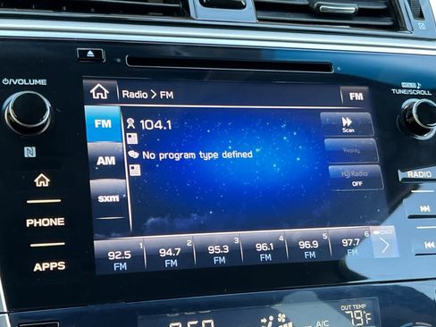 Used 2018 Subaru Outback 2.5i Premium AWD/4WD image 19