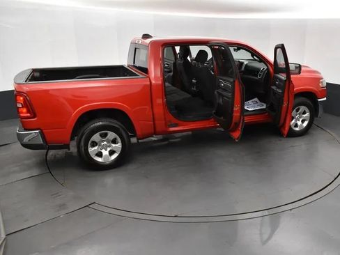 Used 2025 RAM 1500 Big Horn AWD/4WD image 6