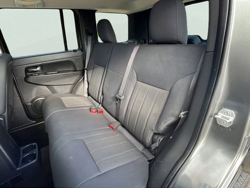 Used 2012 Jeep Liberty Sport w/ Popular Equipment Group RWD image 16