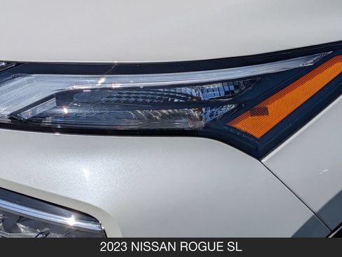 Used 2023 Nissan Rogue SL w/ SL Premium Package FWD image 10