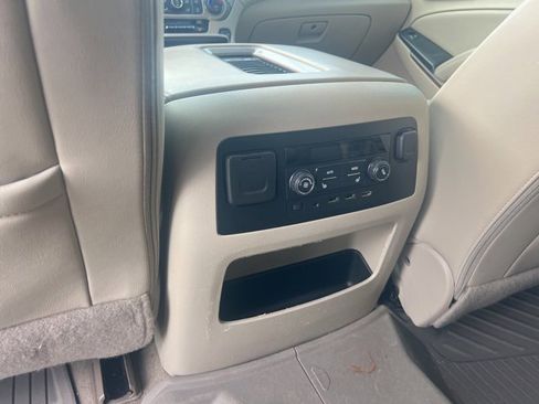 Used 2019 GMC Yukon XL Denali w/ Denali Ultimate Package image 8