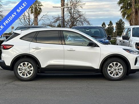 Used 2025 Ford Escape Active image 4