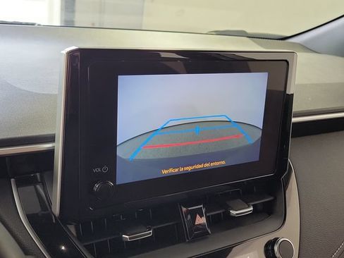 Used 2025 Toyota Corolla SE FWD image 29