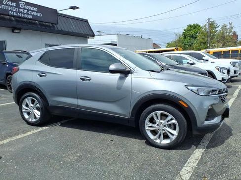 Used 2023 Buick Encore GX Preferred w/ Cold Weather Comfort Package AWD/4WD image 4