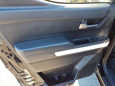 Used 2024 Toyota Tacoma TRD Sport image 21