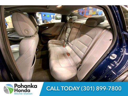 Used 2022 Chevrolet Malibu LT image 19